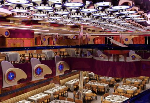 El Restaurante Albatros (en popa)